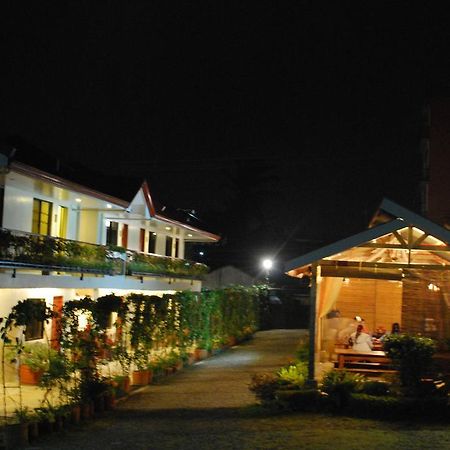 טגאיטאי Lazea Tagaytay Inn מראה חיצוני תמונה