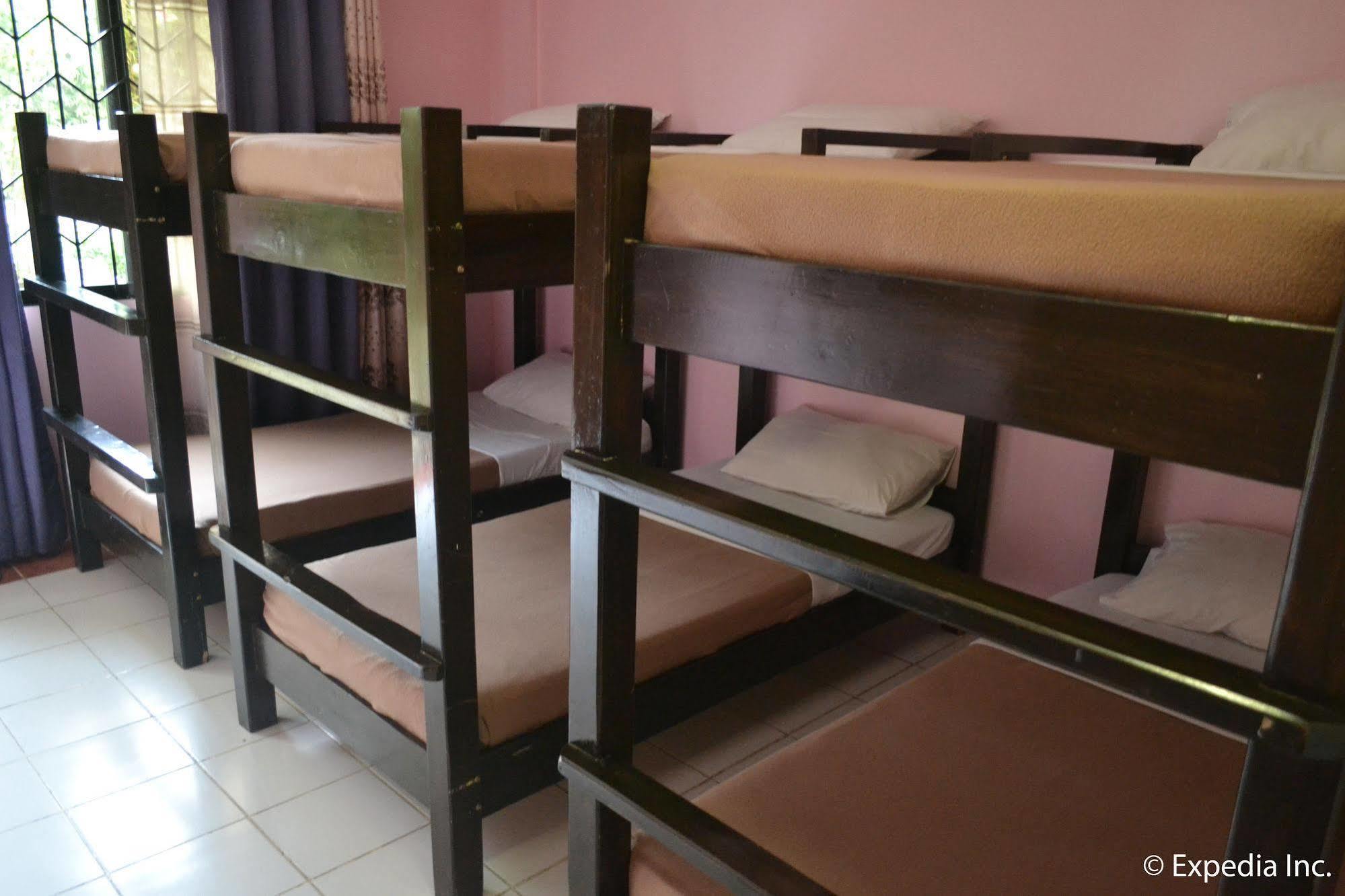 טגאיטאי Lazea Tagaytay Inn מראה חיצוני תמונה