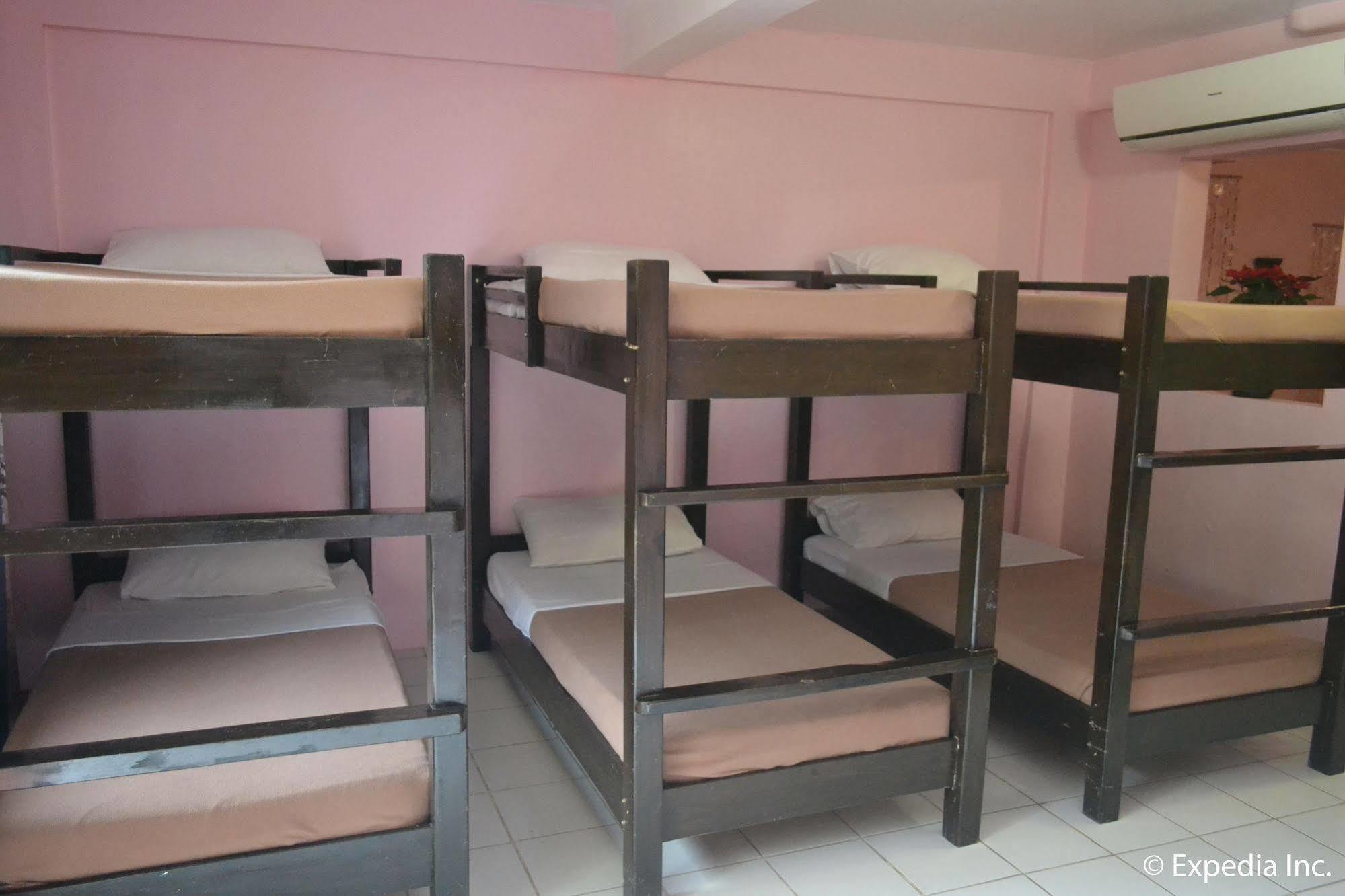 טגאיטאי Lazea Tagaytay Inn מראה חיצוני תמונה